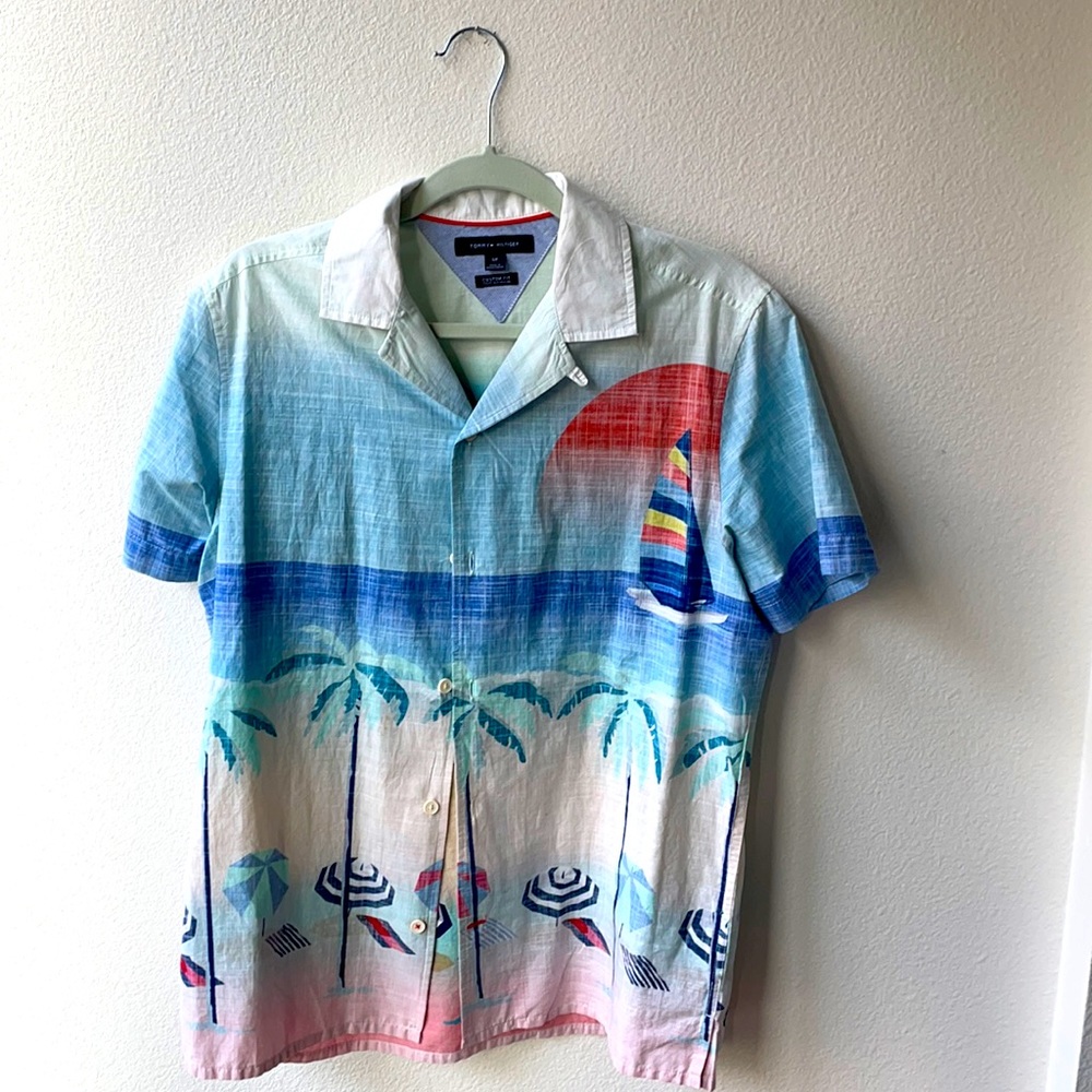Hawaiian Casual Button-Down Shirt